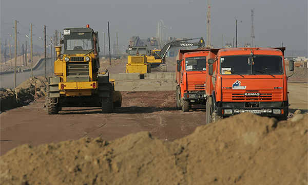 Правительство выделило еще 6,9 млрд рублей на завершение строительства дорог и мостов в регионах